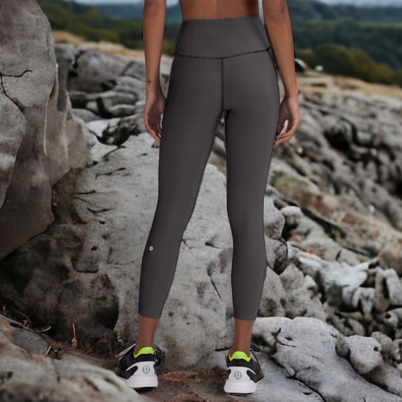 Lululemon Base Pace High-Rise Tight 25 Two-Tone Ribbed Black / Gull Grey Sz 10 - Picture 2 of 12